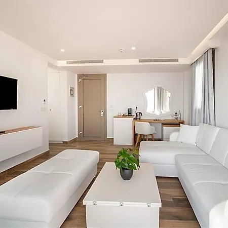 White Rock Of Kos - Adults Only מלון