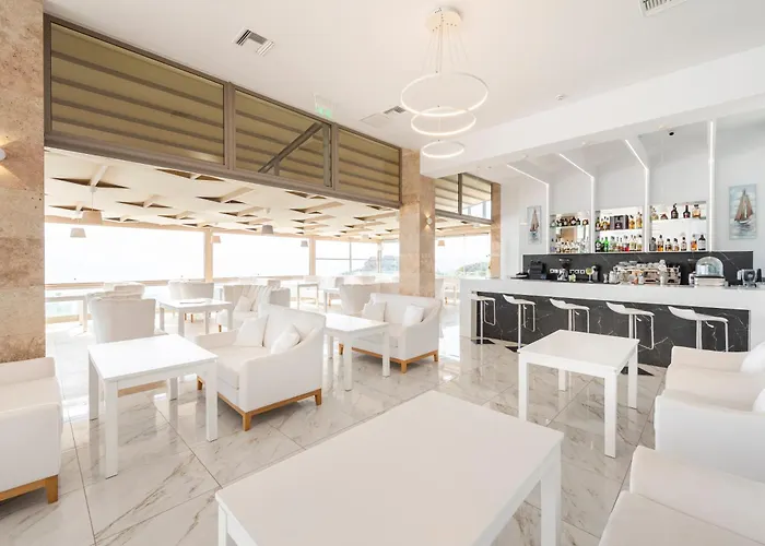 White Rock Of Kos - Adults Only Otel 5*